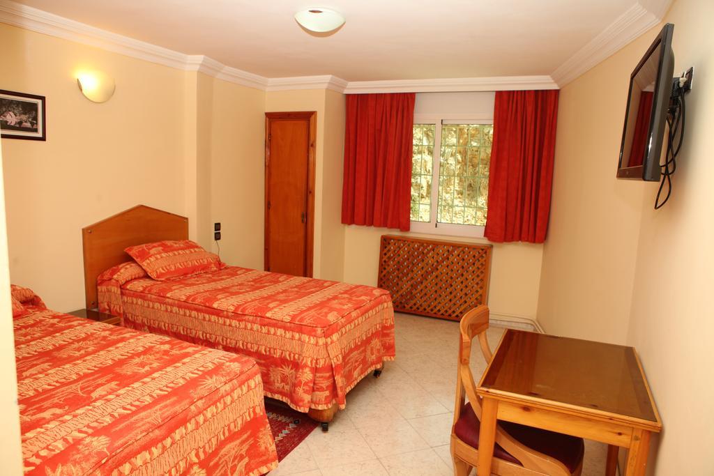Hotel Relais Ras El Maa Ifrane  Esterno foto